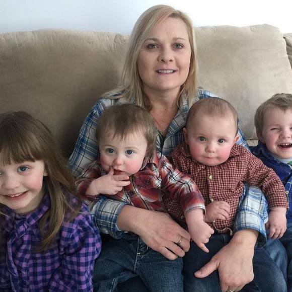 Meet your Posher, Carrie - Picture 1 of 1